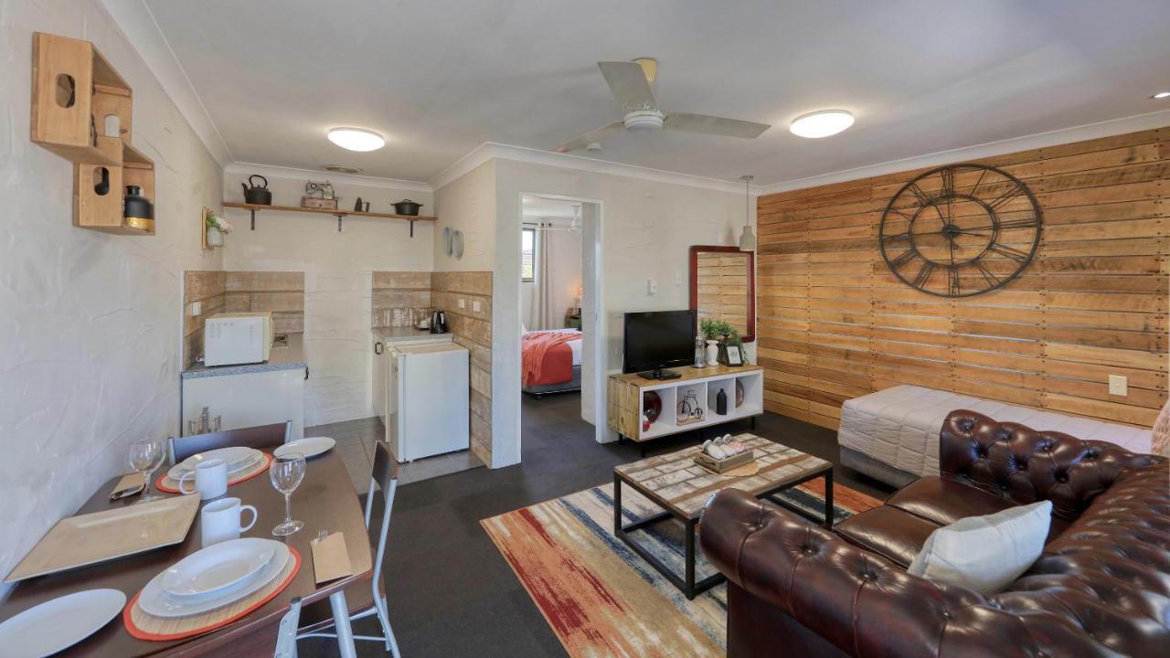 Grafton Lodge Motel Екстер'єр фото