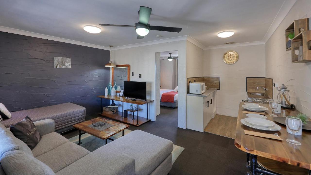 Grafton Lodge Motel Екстер'єр фото