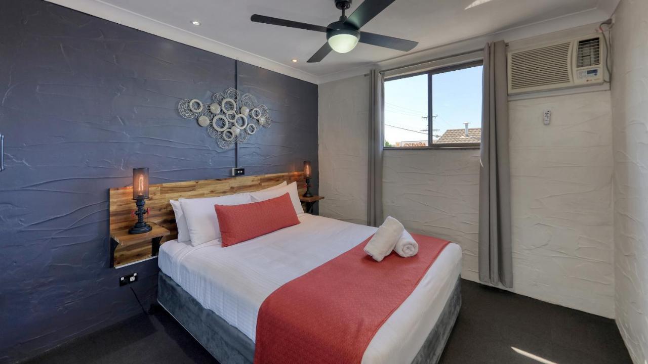 Grafton Lodge Motel Екстер'єр фото